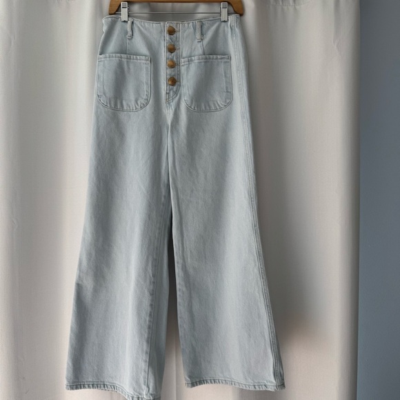 Zara Jeans Woman’s 6 Light Wash -High Waisted-Button Fly -Wide Leg Crop - Picture 3 of 9